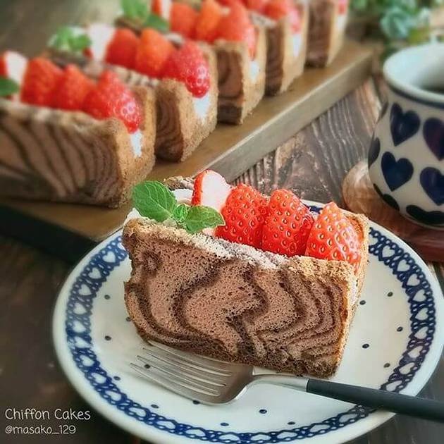 甘酸っぱさが朝から嬉しい 自宅でカフェモーニング級 いちごを簡単アレンジ 朝ごパン ヨムーノ