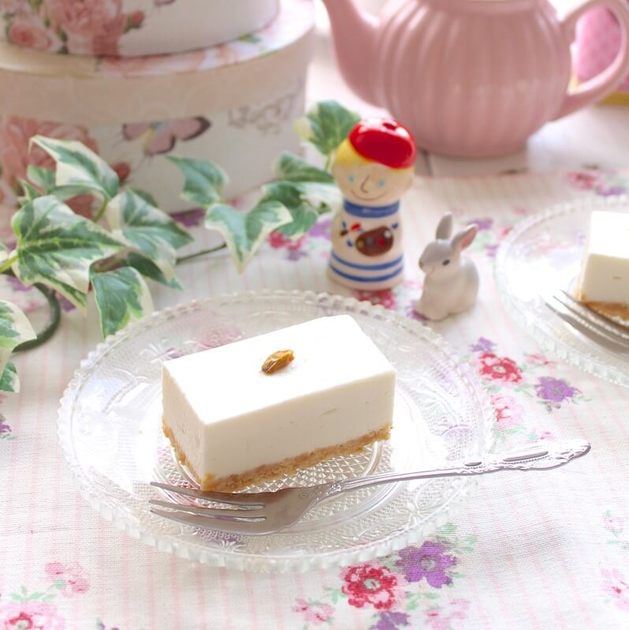 西洋菓子しろたえ 激似系レアチーズ 再現レシピ オーブン不要 ヨムーノ