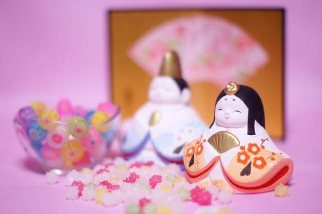 22年 ひな祭り 桃の節句とは ひな人形はいつからいつまで飾る 由来や3月3日に食べる物 ヨムーノ