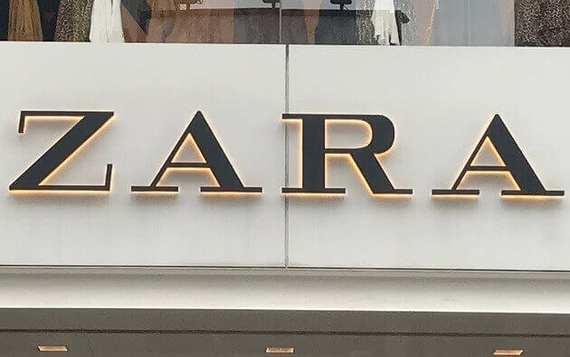 Zara スキニーデニム が春コーデにヘビロテ確定 着回しコーデを公開 ヨムーノ