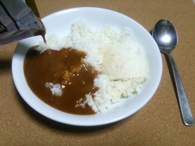 え、温めて即食べちゃダメ?【レトルトが劇的ウマくなる裏ワザ】「振る
