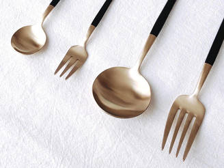 ダイソーで買える クチポール風 カトラリー 100均価格でティータイムをもっとおしゃれに ヨムーノ