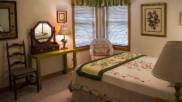 ベッドと布団 どっちが一人暮らし生活はかどる ヨムーノ