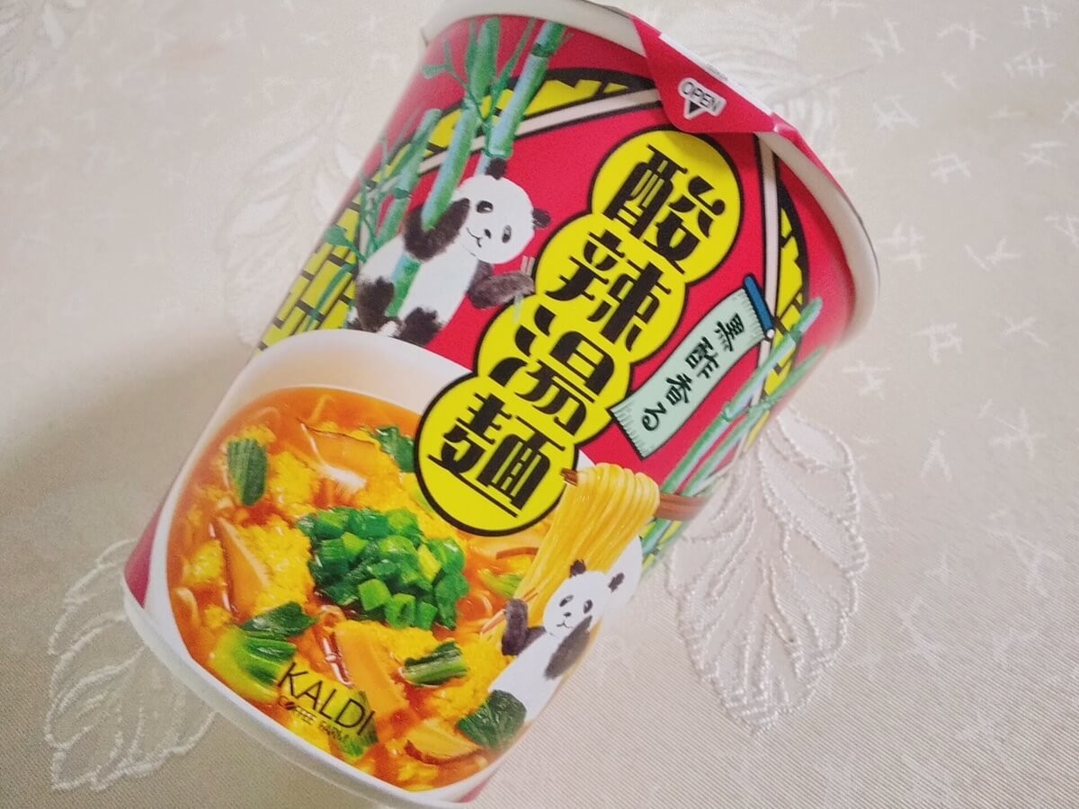 カップラーメン界震撼！【カルディ】100円台アジアカップ麺が美味！推し2選 | ヨムーノ