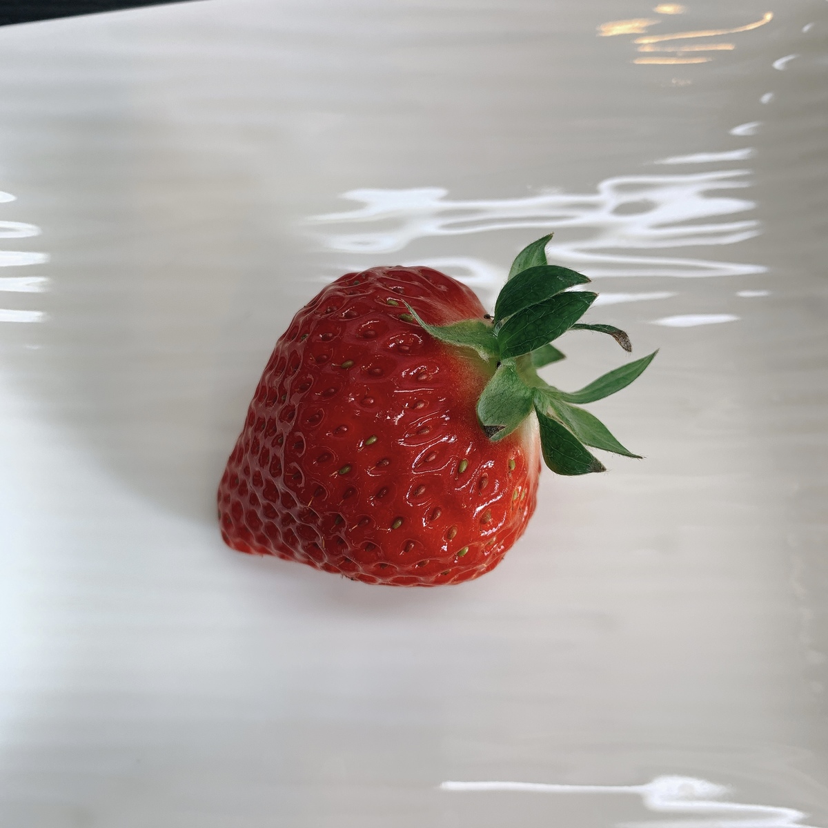 美味しいいちご の 選び方 と長持ちする 冷凍 冷蔵保存方法 気になる期間も ヨムーノ 美味しいいちご の 選び方 と長持ちする 冷凍 冷蔵保存方法 気になる期間も ヨムーノ