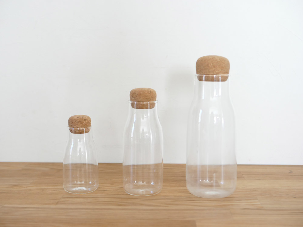 スプーン要らずで片手でサラッと 並べ置きしたくなる コルク ガラス キッチン雑貨 ヨムーノ