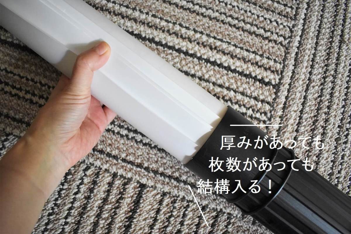 え そんな長いものも入るの ダイソー ウソみたいに伸び る 噂の 筒収納 試してみた ヨムーノ