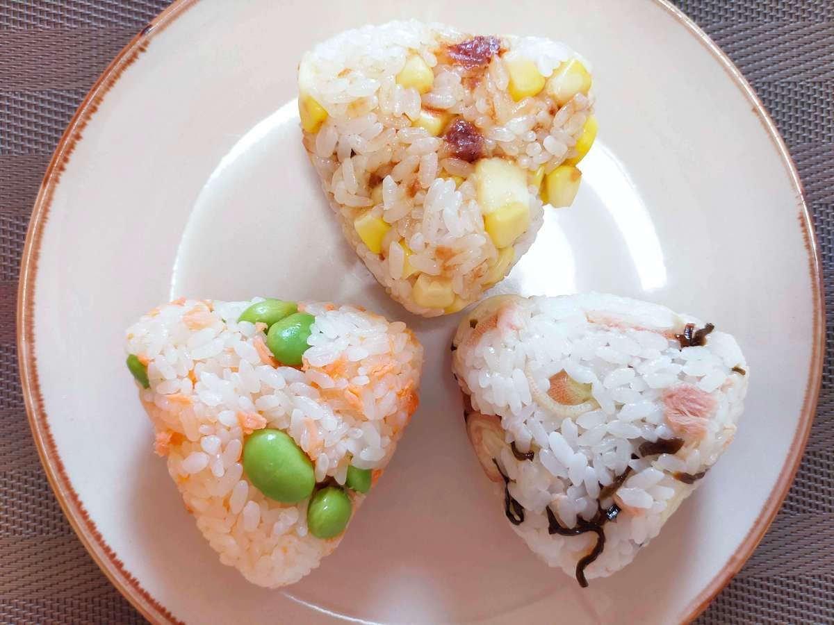 今こそ食中毒対策 テレビで話題 おにぎりが傷みにくい裏ワザ とは 大反響best5 週末まとめ ヨムーノ