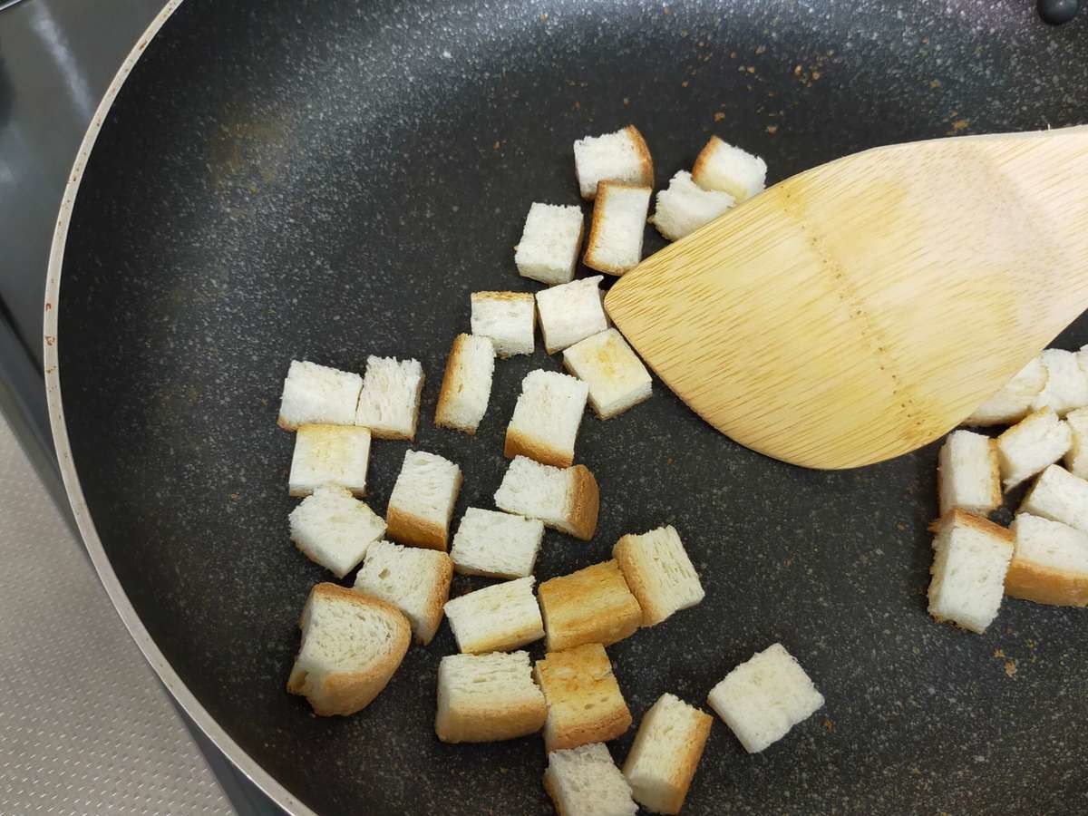 余った食パン チン するだけ あのテーマパークの人気グルメ 背徳系 偽ポップコーン が簡単 ヨムーノ