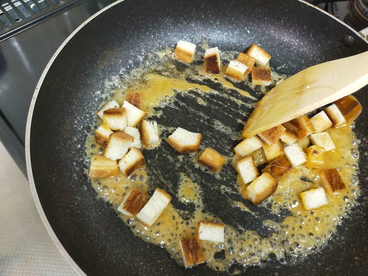 余った食パン チン するだけ あのテーマパークの人気グルメ 背徳系 偽ポップコーン が簡単 ヨムーノ 余った食パン チン するだけ あのテーマパークの人気グルメ 背徳系 偽ポップコーン が簡単 ヨムーノ