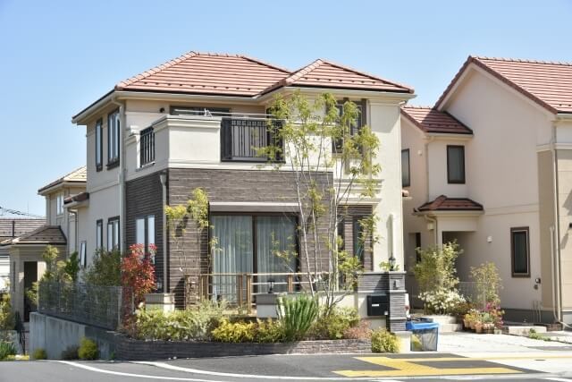 住宅ローン返済中に転勤決定 新築のマイホームは売るべき 貸すべき 住宅ローン返済中に転勤決定 新築のマイホームは売るべき 貸すべき