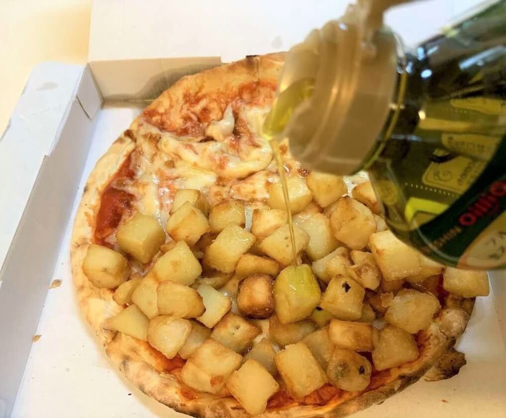 サイゼリヤの390円ピザ 神アレンジで超美味しい ヨムーノ サイゼリヤの390円ピザ 神アレンジで超美味しい ヨムーノ
