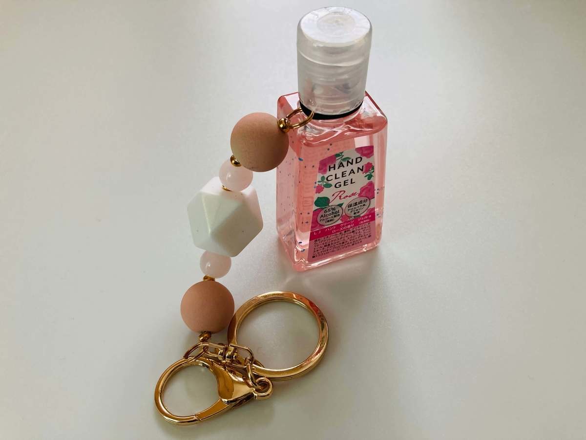 あ また行方不明 泣 キャンドゥ 携帯ボトル用キーホルダーで もう探さない バッグが勝手に高見え おしゃれ必需品 ヨムーノ あ また行方不明 泣 キャンドゥ 携帯ボトル用キーホルダーで もう探さない バッグが勝手に高見え おしゃれ必需品 ヨムーノ