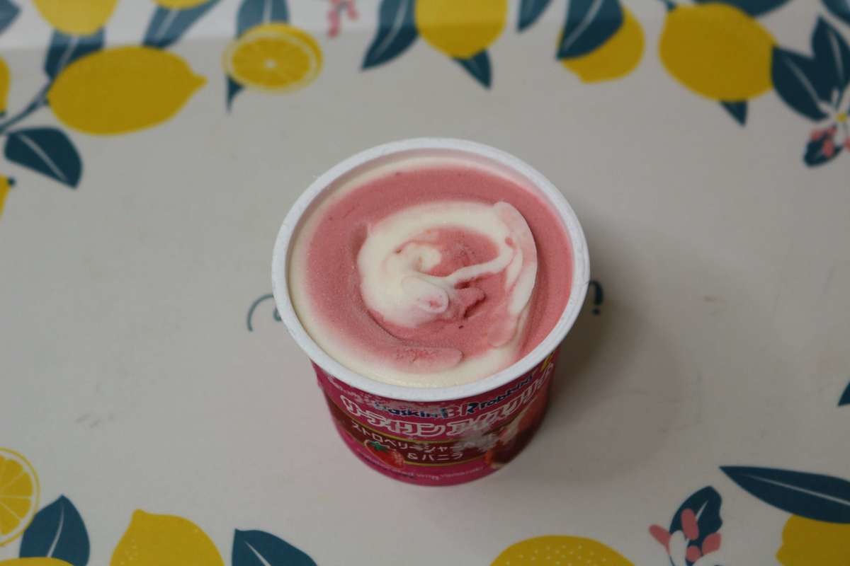 デイリーヤマザキでしか買えない限定サーティワンアイス 思わず10品を大人買いしちゃった ヨムーノ