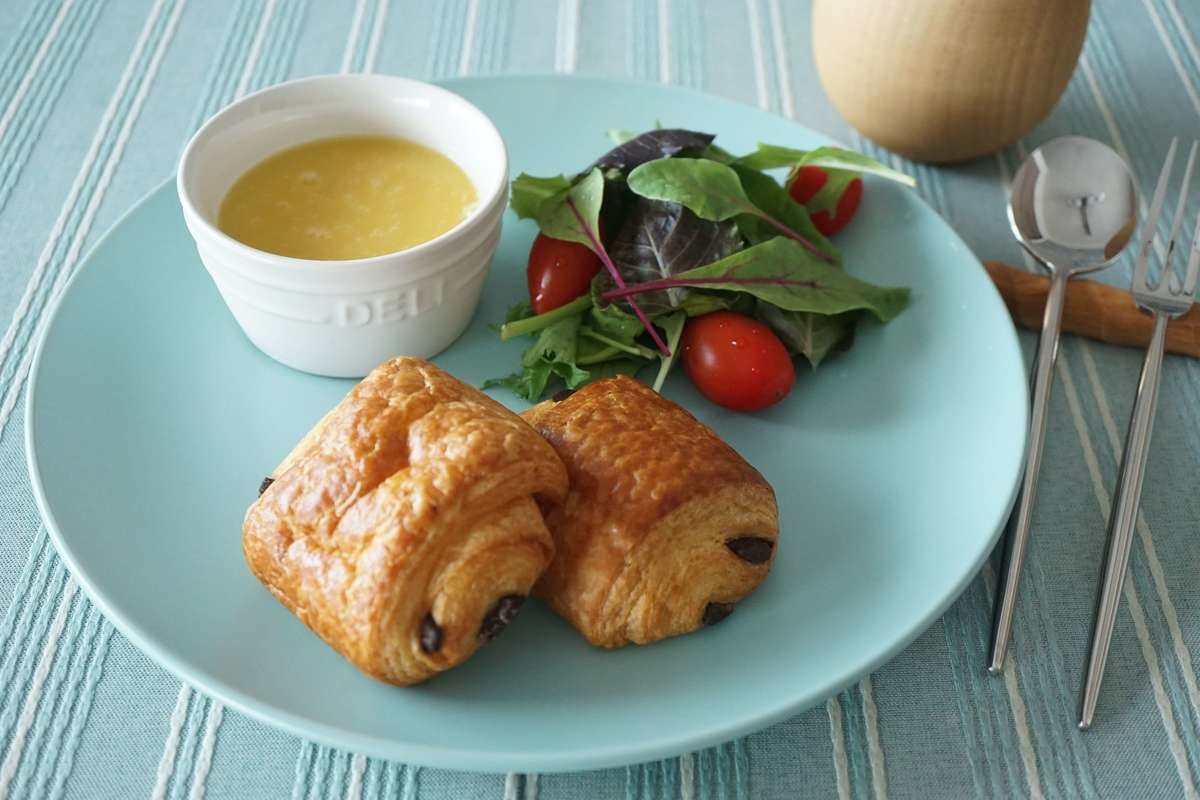 100均でおうちカフェがランクアップ セリア シンプルでおしゃれな高見え食器 デーブルウェア3選 ヨムーノ 100均でおうちカフェがランクアップ セリア シンプルでおしゃれな高見え食器 デーブルウェア3選 ヨムーノ