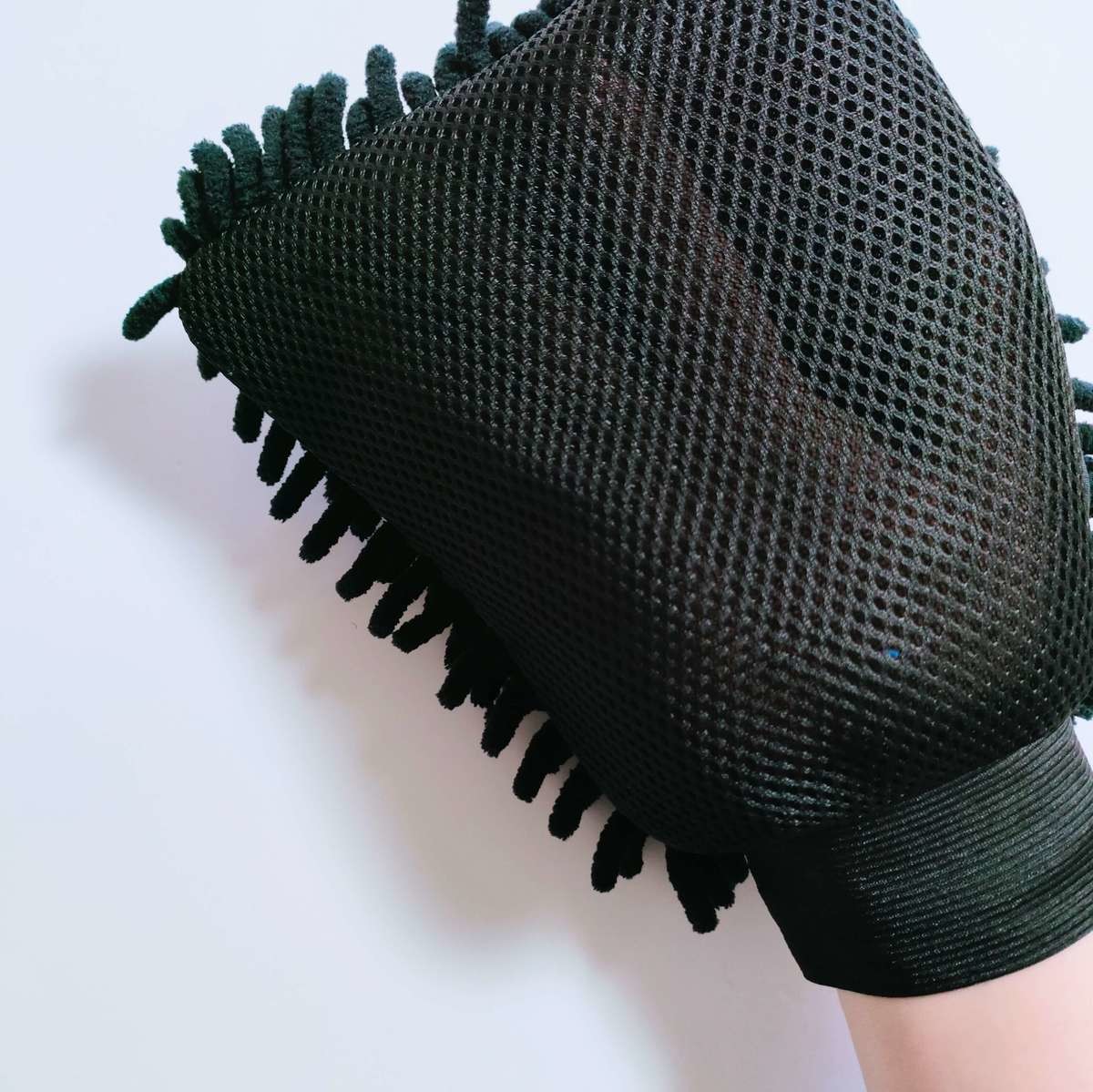 ズボラでも楽チン ダイソー セリア 手にはめるだけの便利すぎる掃除グッズbest3 ヨムーノ