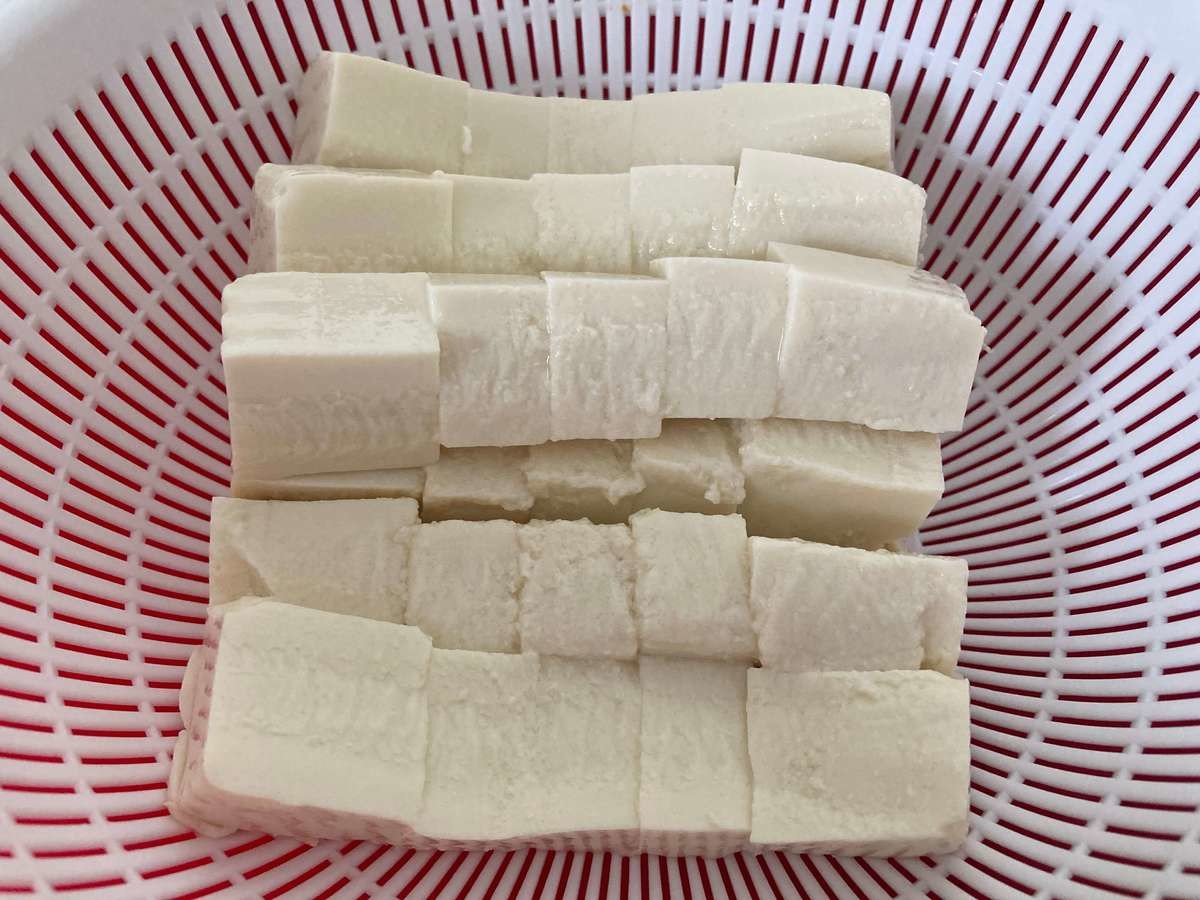 ちょ 助けて 沼にハマる キャンドゥ 豆腐さいの目カットプレート で また失敗 泣 に15秒で成功 料理便利グッズ ヨムーノ