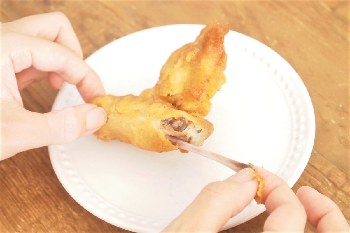 ケンタ公式が教える チキンを 温め直す方法 手が汚れない食べ方 ヨムーノ ケンタ公式が教える チキンを 温め直す方法 手が汚れない食べ方 ヨムーノ