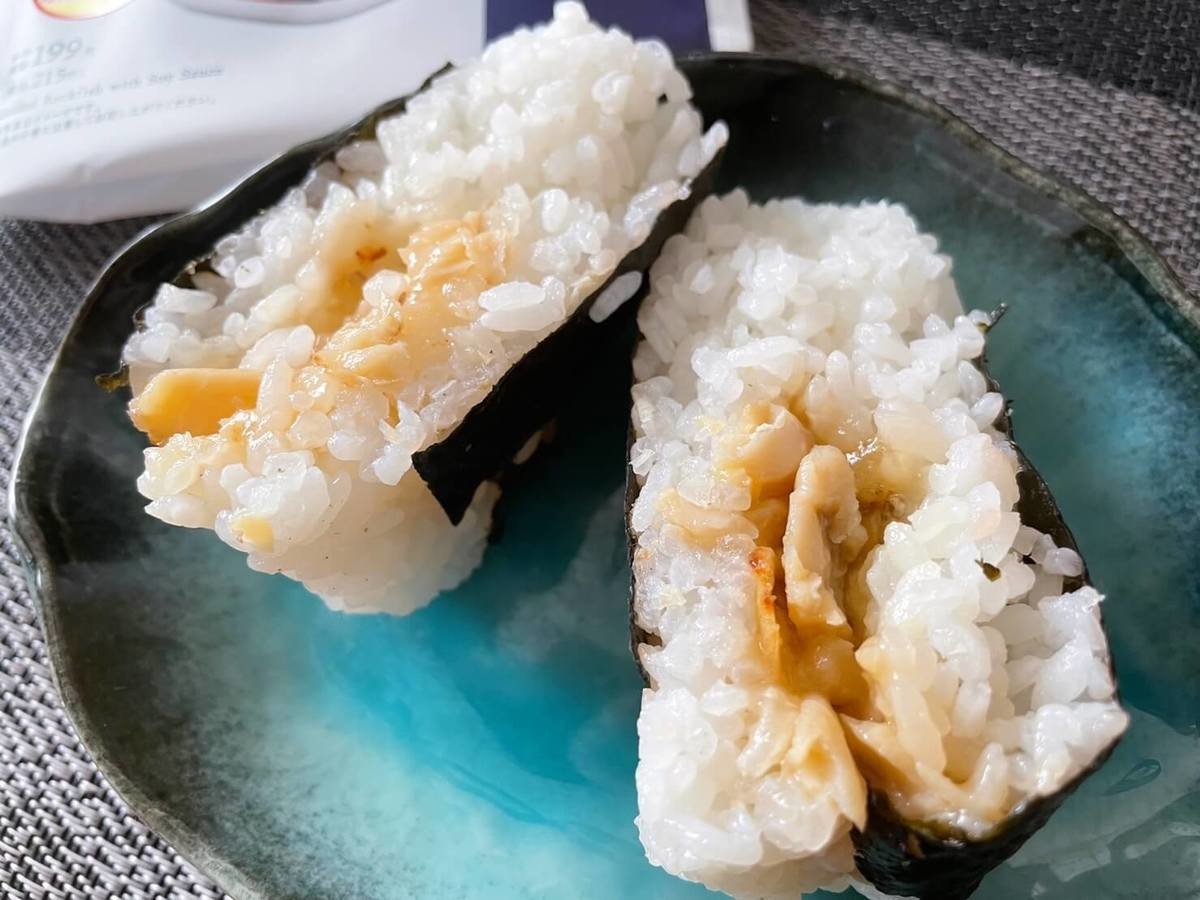 テレビ沸騰 ローソン新作おにぎり 残念 1番楽しみだったのに 泣 Vs 高くても許す レポ3選 ヨムーノ