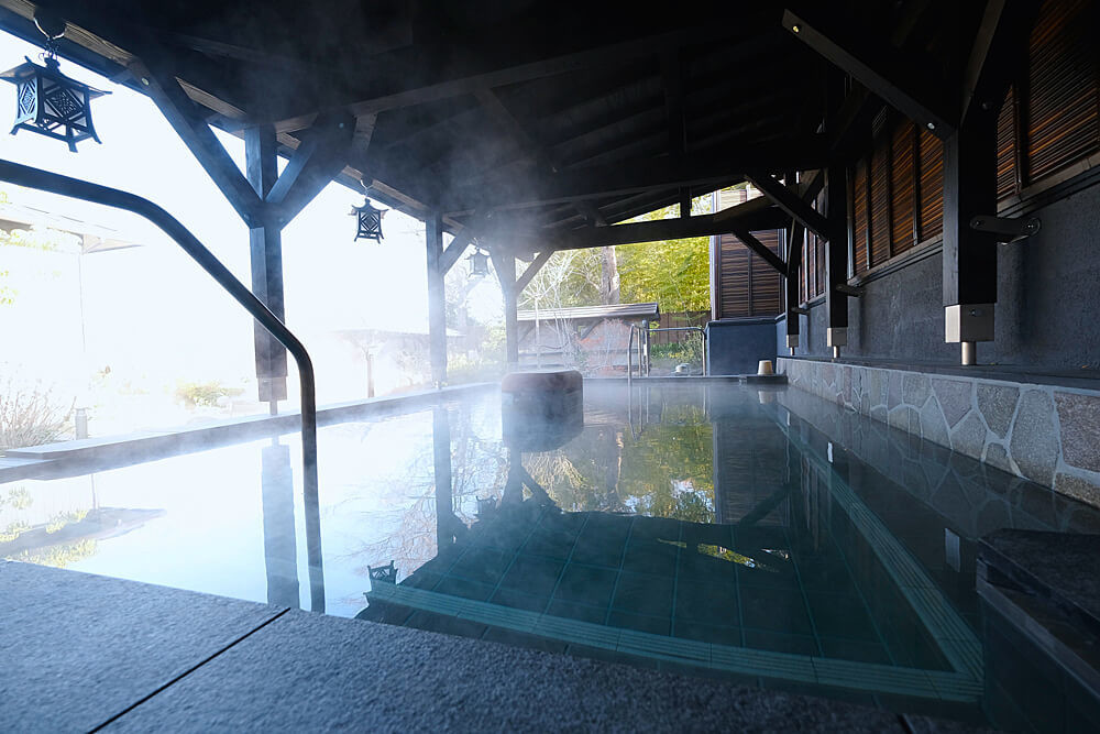 注目度no 1の温泉施設はココ 都心から1時間の 全国ランキング 5年連続総合1位 の温泉とは ヨムーノ