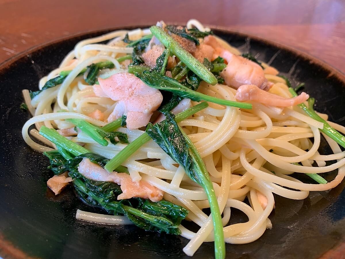 主婦が大注目する成城石井でしか買えない「あえるパスタソース」は1食100円以下の超コスパ | ヨムーノ