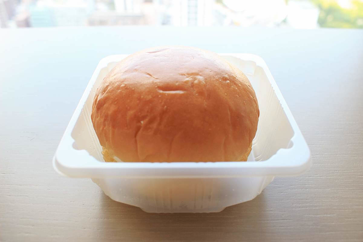 セブンイレブンでしか買えないハンバーガーみたいな パンアイス バターが濃厚なのにカロリー控えめ ヨムーノ