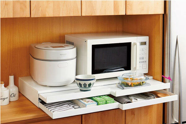 狭いキッチンがスッキリ 効率アップ レンジ周り専用 収納グッズ５選
