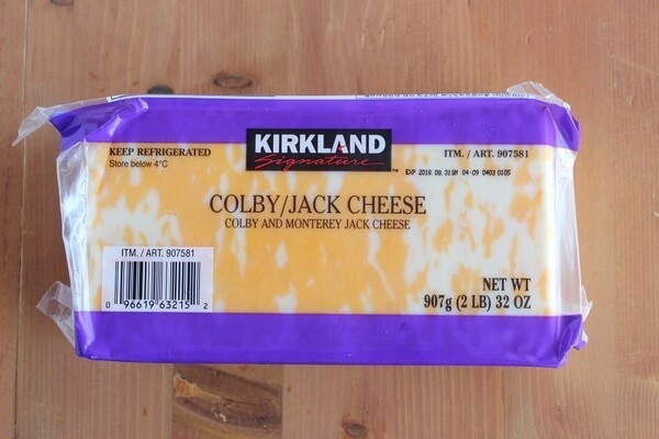 コストコマニアが8年リピ買いするチーズ「コルビージャック」最高の食べ方＆レシピはコレ！ | ヨムーノ