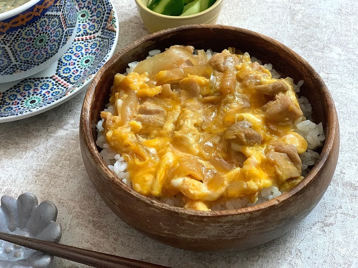 なか卯「親子丼」を通販でお取り寄せ！お家で再現してみたら絶品だった | ヨムーノ