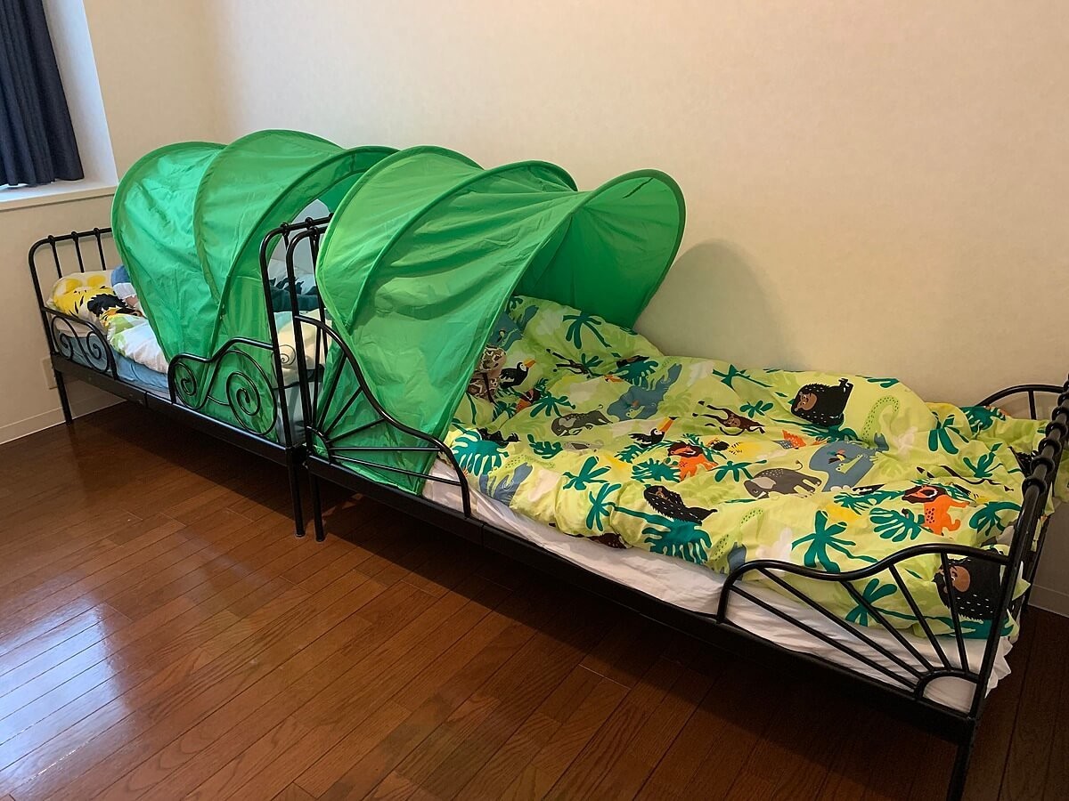 Ikeaだけで寝室コーデ サメのぬいぐるみ も映える ベッドテント 設営でテンションmax ヨムーノ