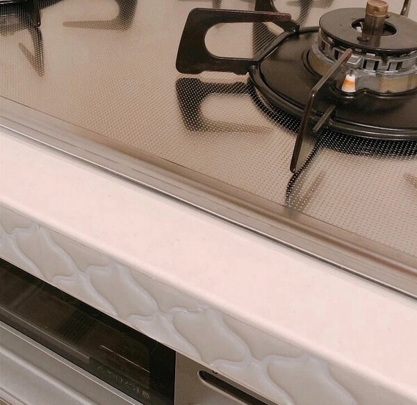 コンロ用フレームカバーはキッチン以外にも使える これで掃除する必要なし ヨムーノ