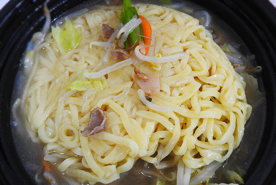 日高屋 390円ラーメン の持ち帰りは試した 3品実食正直レポ ヨムーノ