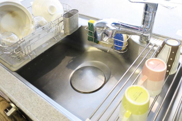 Ikea行かなくていいじゃん 3coins 巻き巻き水切り 他店で00円級が300円台 もう手放せないっ ヨムーノ