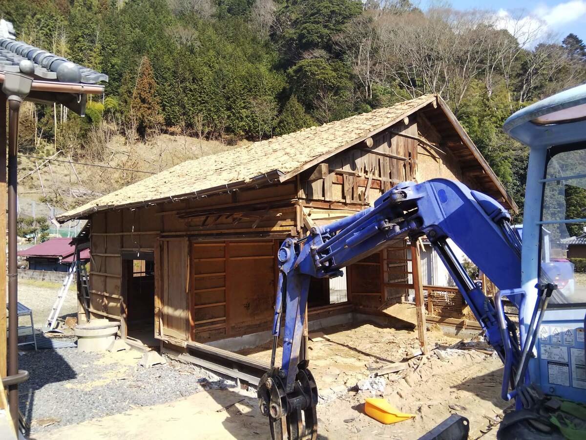 家の解体は自分でできる？費用や必要な手続きについて解説 