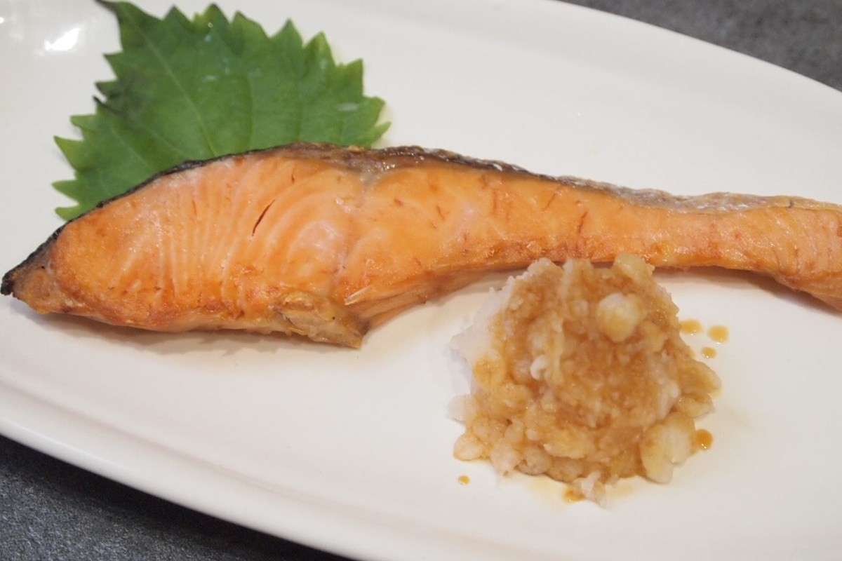 グリルで簡単 鮭の美味しい焼き方 家事ヤロウで話題 ヨムーノ