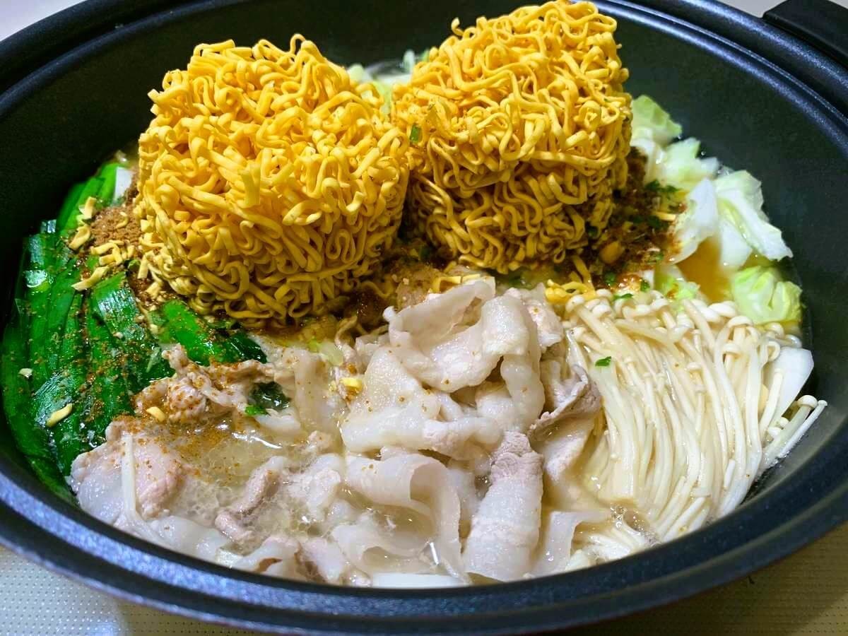 一人鍋 の歴史が変わる カップヌードルの公式twitterが投稿 カップヌードル鍋 が話題 ヨムーノ 一人鍋 の歴史が変わる カップヌードルの公式twitterが投稿 カップヌードル鍋 が話題 ヨムーノ