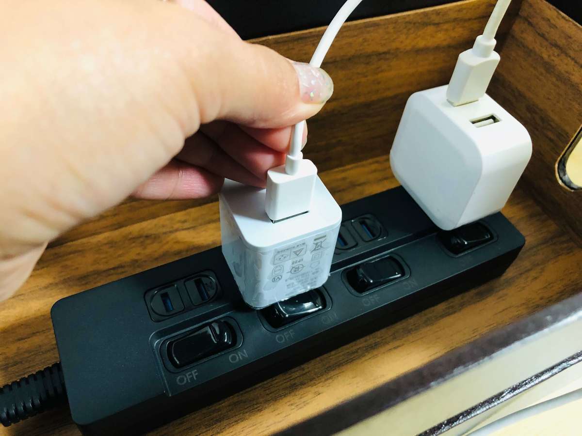 100均より ニトリ ケーブルボックス 最強説 1 000円出しても絶対買う 節電効果も神ってる 超便利アイテム ヨムーノ