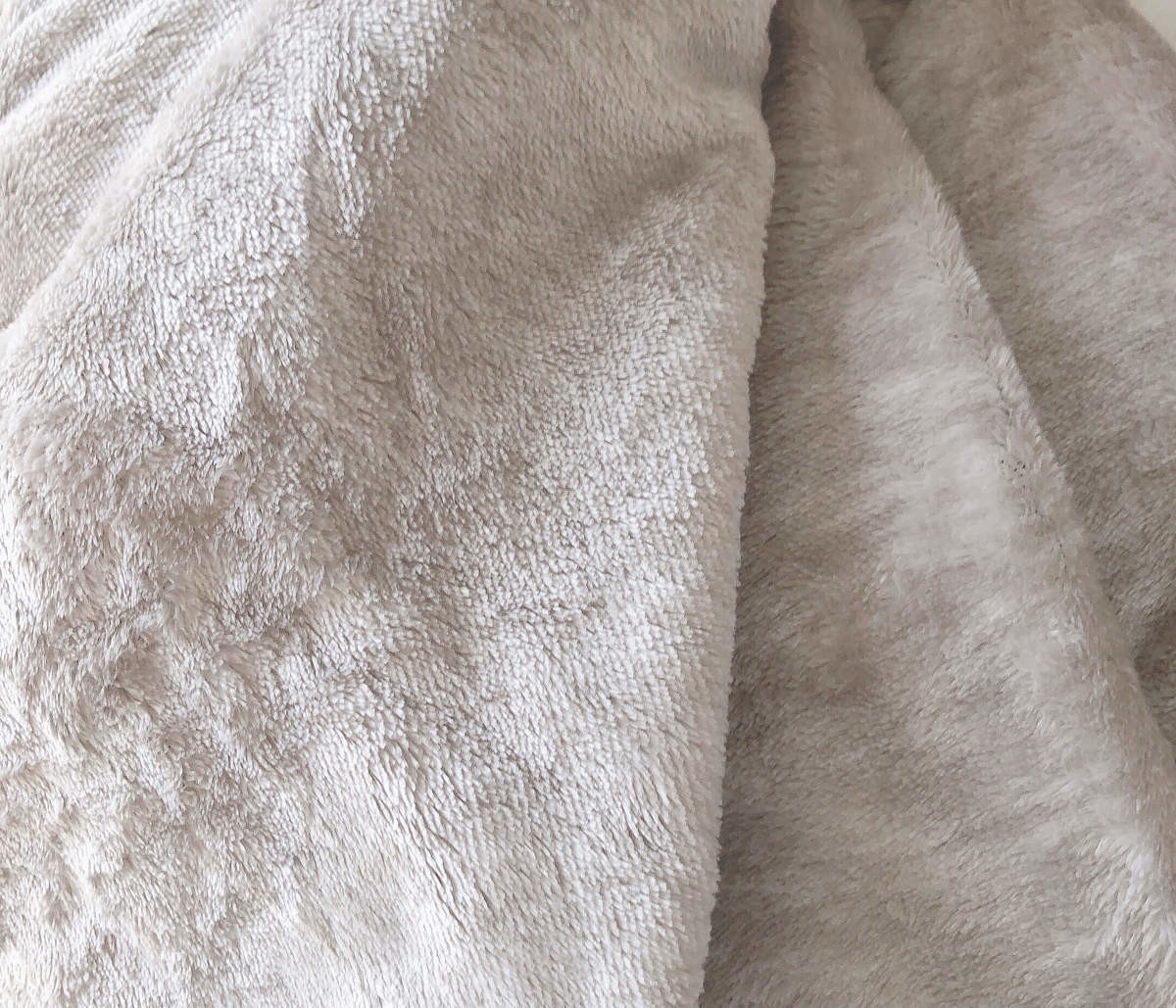 入荷すぐに完売(泣)【ニトリ】「毛布にもなる掛け布団カバー」店舗に 