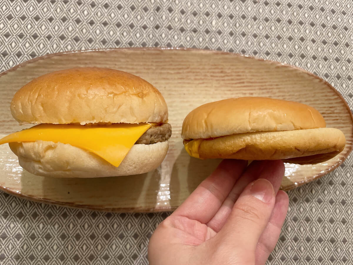 ごめんマックから浮気 セブン に軍配 徹底食べ比べ 沼にドハマり マニア大満足 ヨムーノ