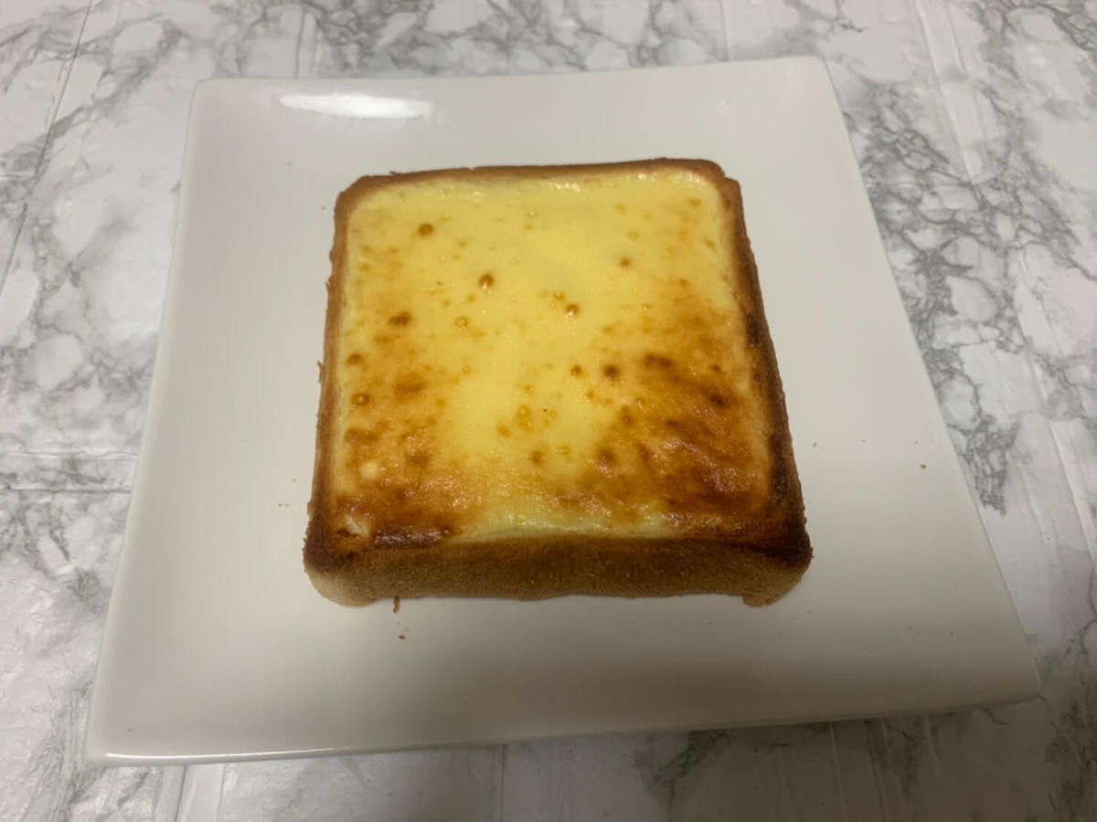 安っすい食パンが超超超ウマくなる 家事ヤロウ これ バスチー じゃ 約5万いいね バスチートースト お墨付き ヨムーノ