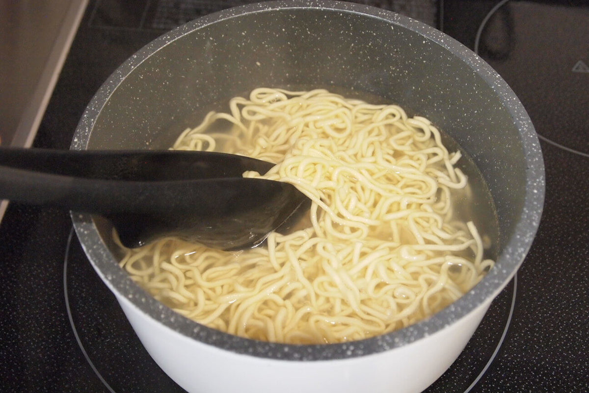 つ 罪すぎ マルちゃん正麺アレンジ が神すぎて マツコの知らない世界 騒然 ヨムーノ