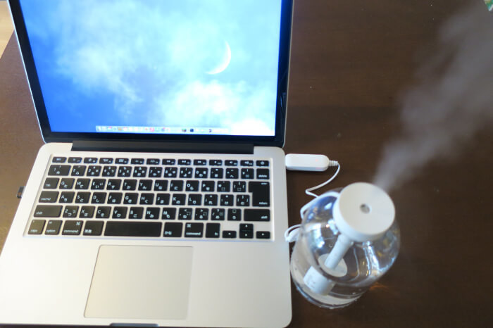 家電量販店に激震 3coins 卓上usbボトル加湿器 1 100円でも買って正解 高見え 高機能 超コスパ家電 ヨムーノ