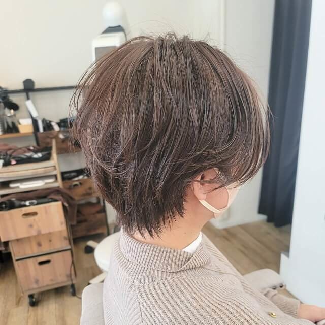 40代 50代のくせ毛におすすめの髪型 ショート編 おばさんっぽくない 手入れがラク ヨムーノ 40代 50代のくせ毛におすすめの髪型 ショート編 おばさんっぽくない 手入れがラク ヨムーノ