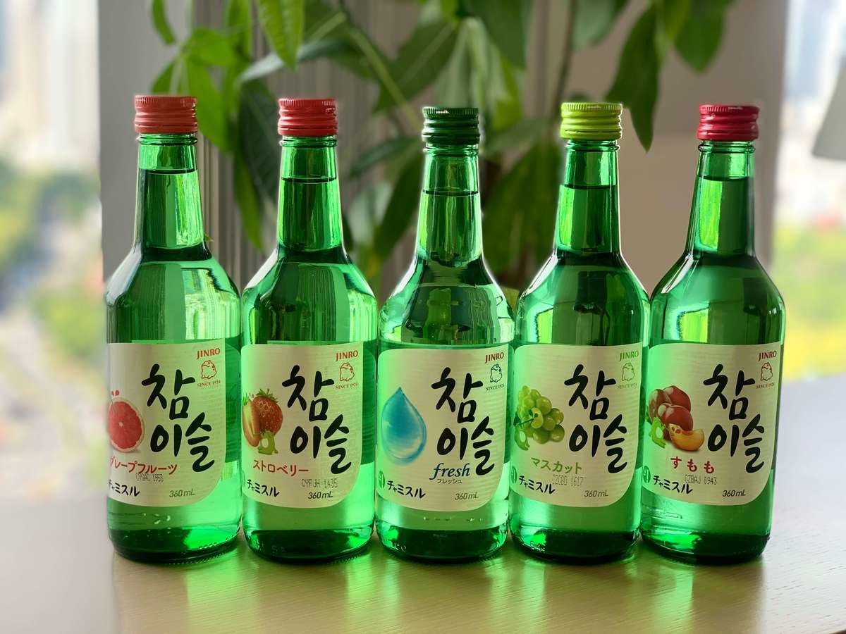 韓ドラ定番 緑の瓶の韓国焼酎 チャミスル 7種飲み比べ おすすめの飲み方も紹介 くふうlive