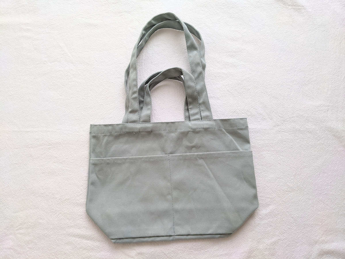 ただ今バカ売れ中 3coins ポケット付き2wayショルダーバッグ 売切前に絶対欲しい 収納力すごすぎ Pcもすっぽり 神バッグ ただ今バカ売れ中 3coins ポケット付き2wayショルダーバッグ 売切前に絶対欲しい 収納力すごすぎ Pcもすっぽり 神バッグ